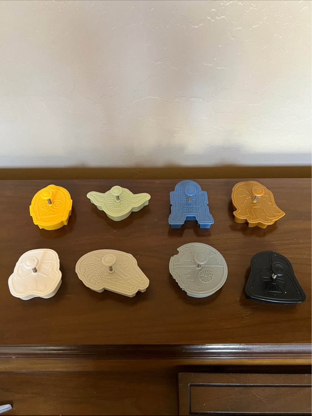 Novelty Williams Sonoma Star Wars Cookie Cutters - Set of 8 - Great Condition!